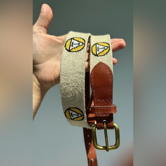 SMATHERS AND BRANSON SIZE 40 NEEDLE POINT BELT
